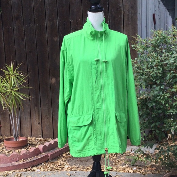 Vintage Wind Breaker Athletic Jogger Set - Picture 15 of 15